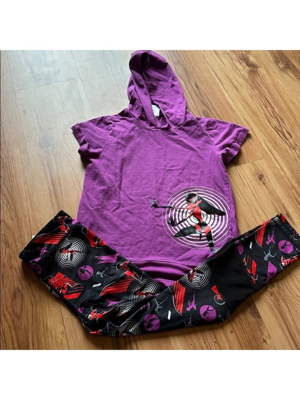 Disney Girls Purple and Red Incredibles set